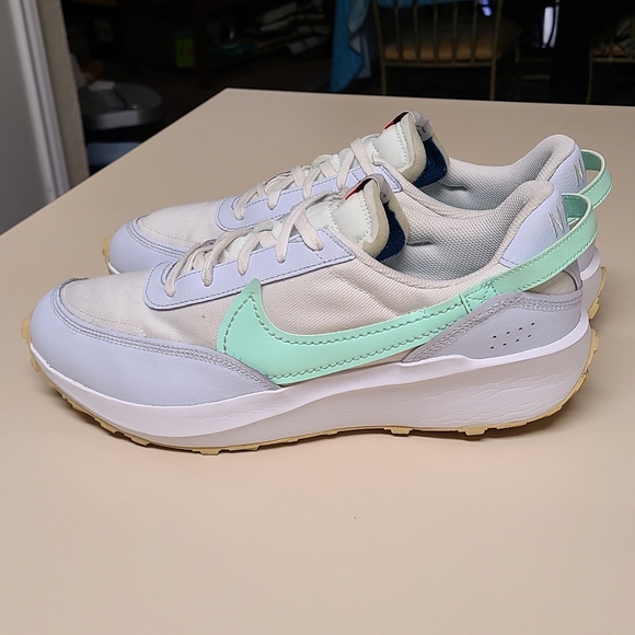 Nike Waffle Debut running sneakers size 11 - Picture 2 of 8